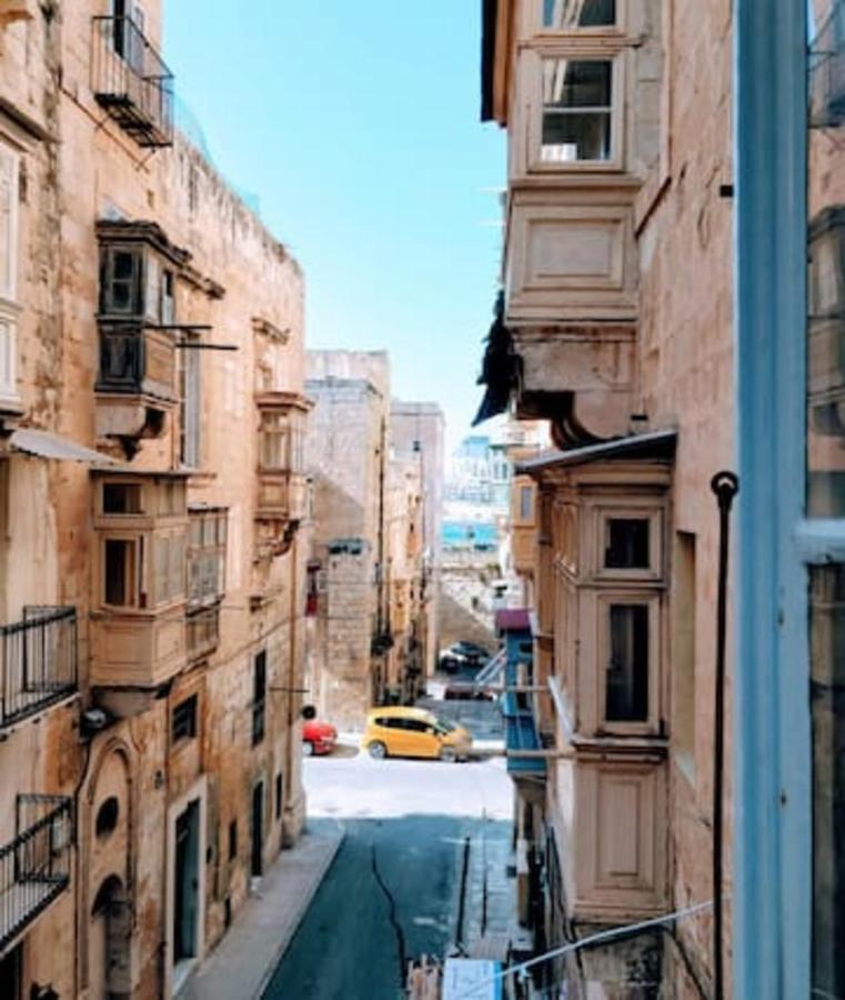 A 400 Year Old Large Town House In Valletta. Hotel Exterior photo